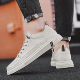 Zapatillas deportivas blancas de moda para hombre, de primavera y estilo salvaje.